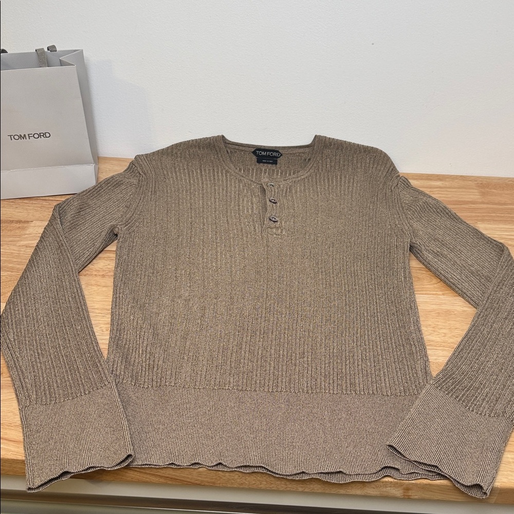 Tom Ford | 100% silk Men’s ribbed henley | luxury designer